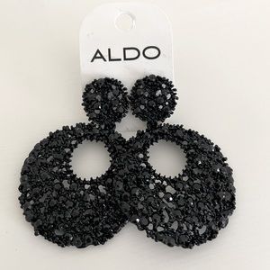 Women’s Earrings Black